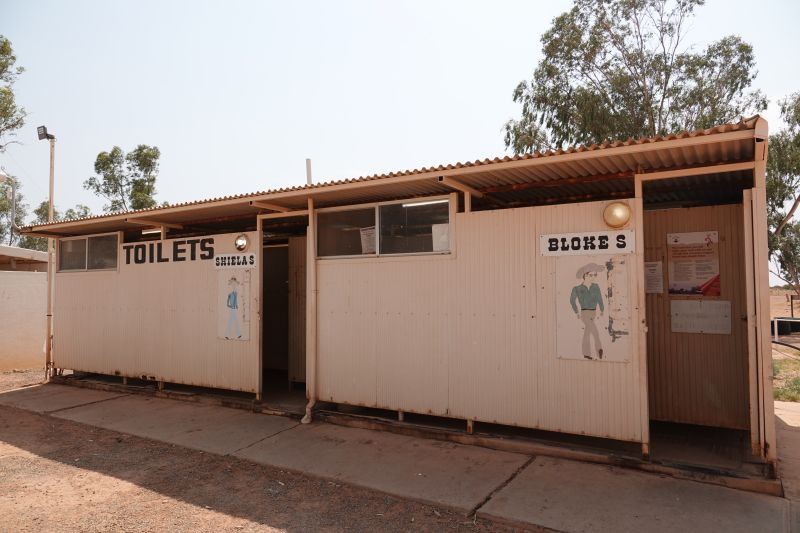 Viewing photos→2023→2023-10-31→005