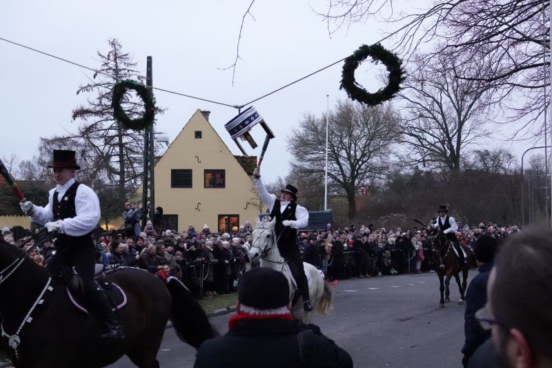 Viewing photos→2024→2024-02-11→24