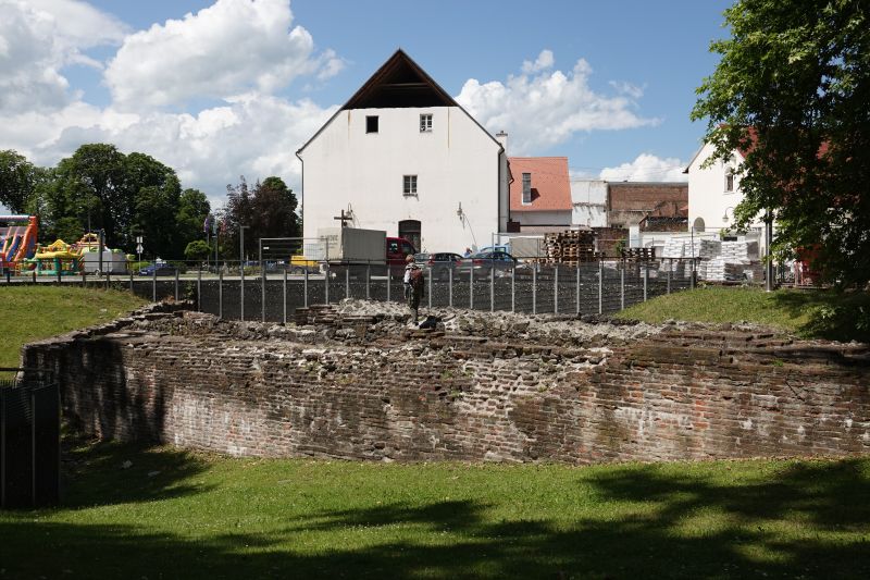 Viewing photos→2024→2024-05-22→35