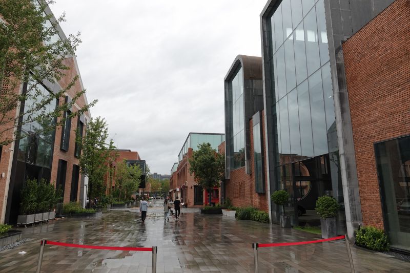 Viewing photos→2024→2024-08-25→021