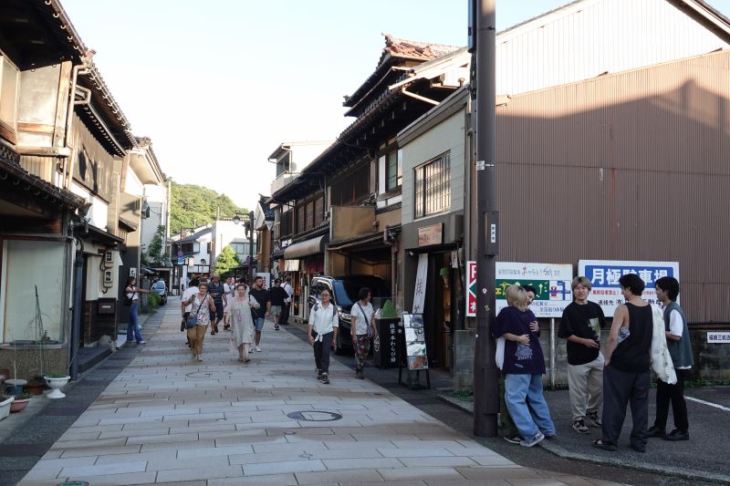 Viewing photos→2024→2024-09-16→44