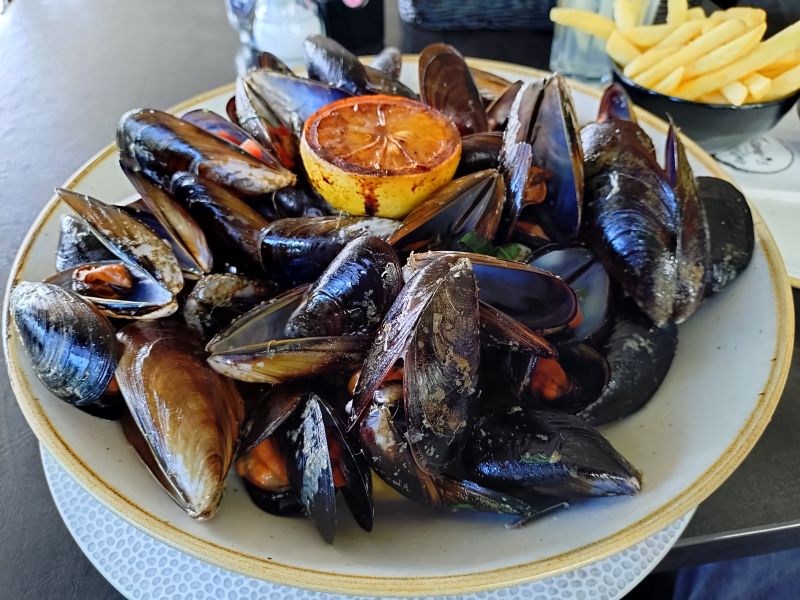 Viewing photos→2025→2025-04-18→001