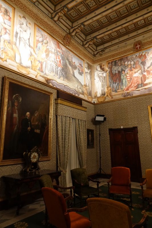 Viewing photos→2025→2025-04-18→092