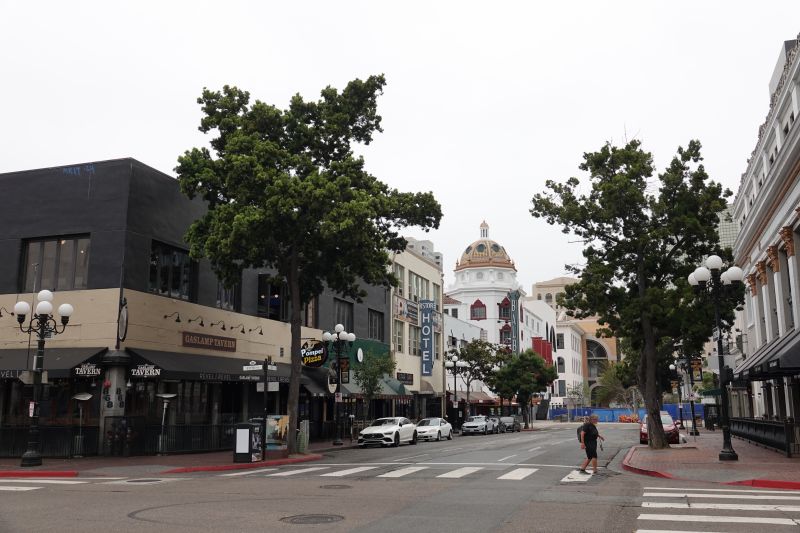 Viewing photos→2025→2025-07-12→001