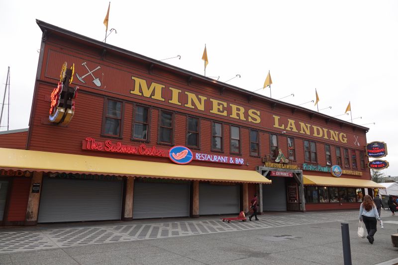 Viewing photos→2025→2025-08-04→04