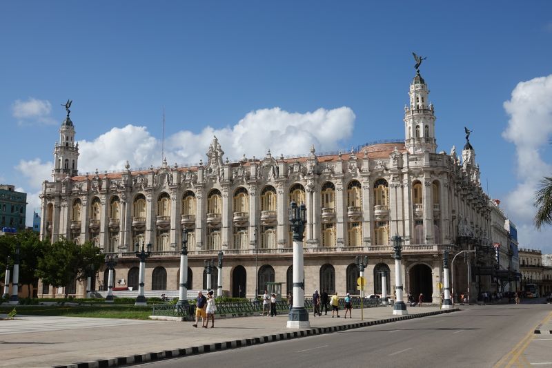 Viewing photos→2025→2025-10-25→013