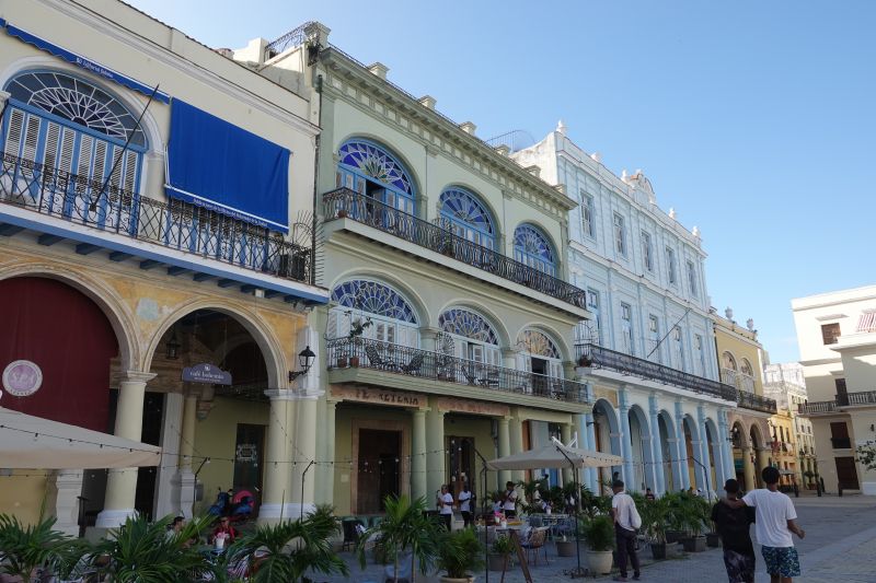 Viewing photos→2025→2025-10-25→084