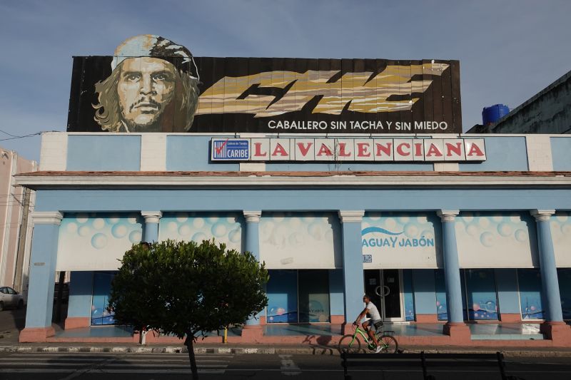 Viewing photos→2025→2025-10-27→012