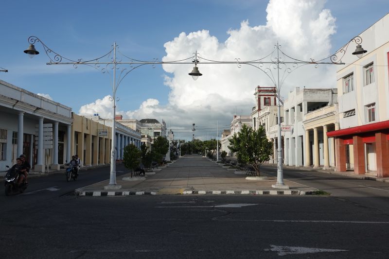 Viewing photos→2025→2025-10-27→014