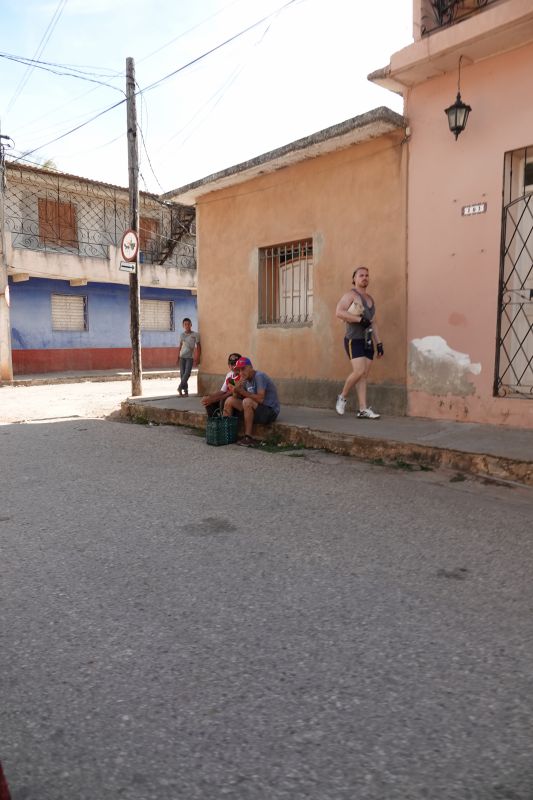 Viewing photos→2025→2025-10-27→036