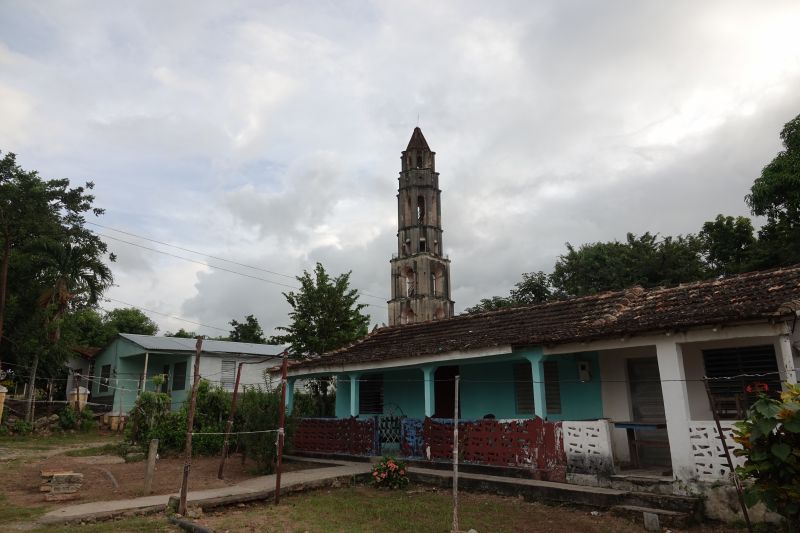 Viewing photos→2025→2025-10-27→060