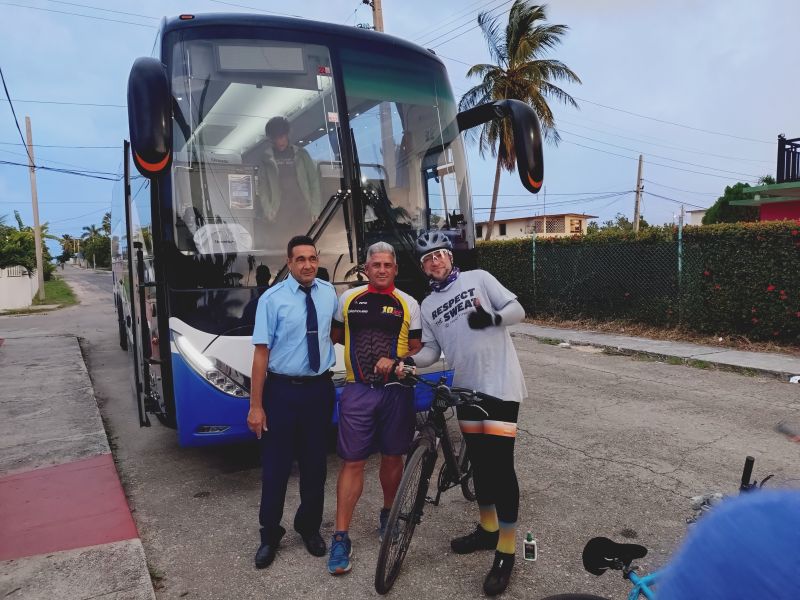 Viewing photos→2025→2025-10-27→124