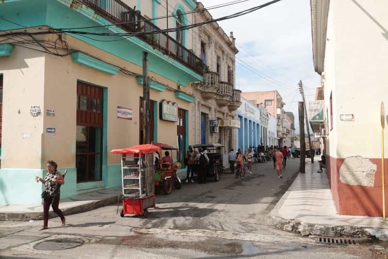 Viewing photos→2025→2025-10-27→144