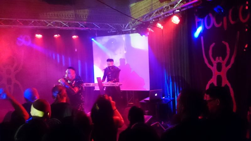 Viewing photos→Misc→2016→020