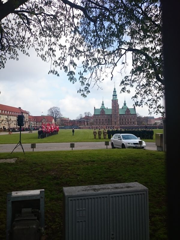 Viewing photos→Misc→2016→040