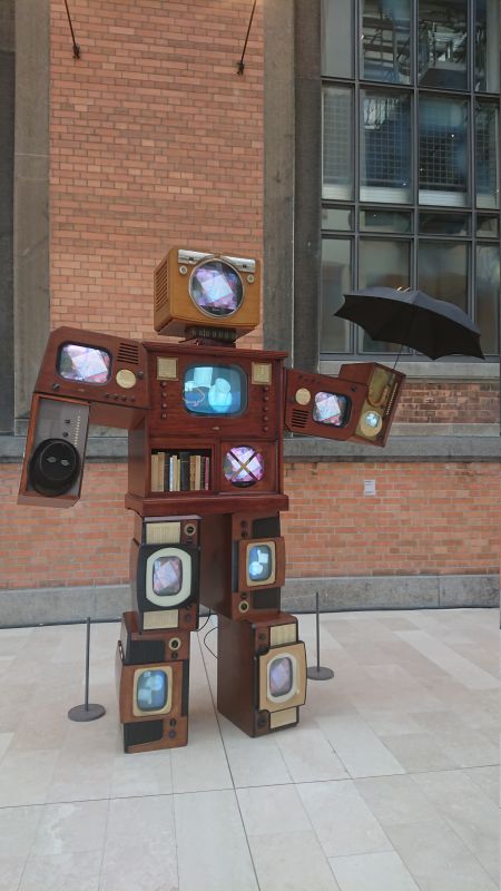 Viewing photos→Misc→2018→013