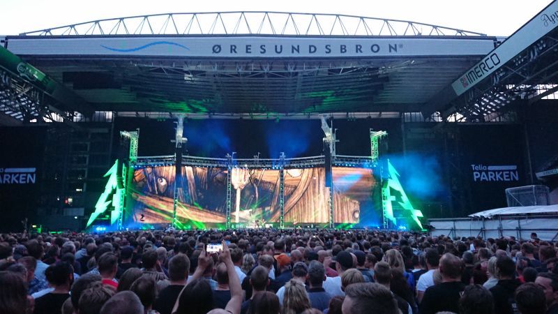 Viewing photos→Misc→2019→074